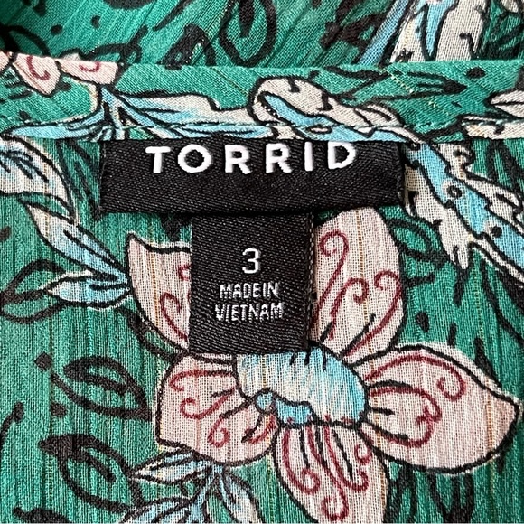 Torrid Women’s Chiffon Lurex Floral Print Plus Size 3X Button-Up Green - Picture 11 of 12